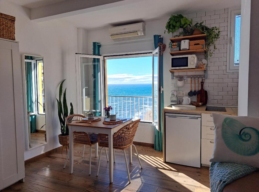 Estudio Pies De Arena Sitio de Calahonda المظهر الخارجي الصورة